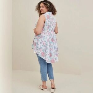 Torrid | Babydoll Poplin Button-Front Shirt Size 2X